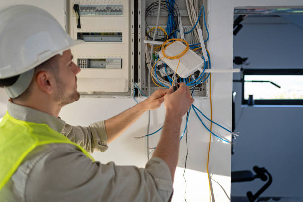 Best 24-Hour Electrician  in Farley, IA